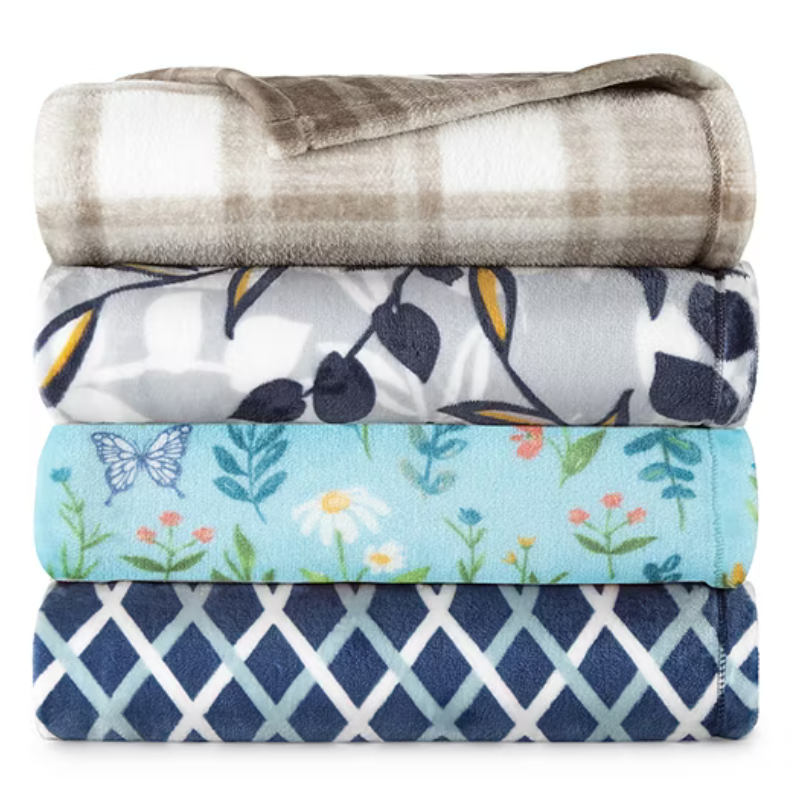 Velvet Plush Throw Blanket $9