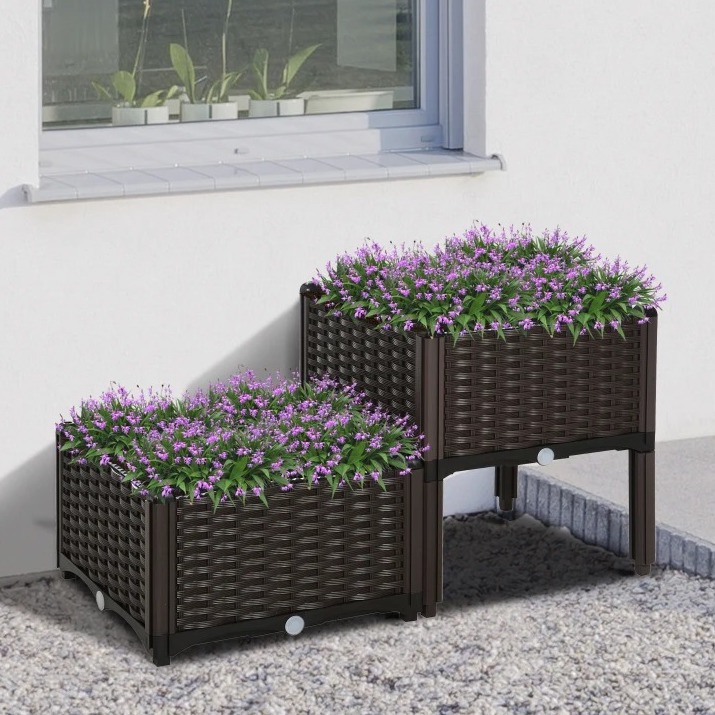 2pc Outdoor Planter Set $41